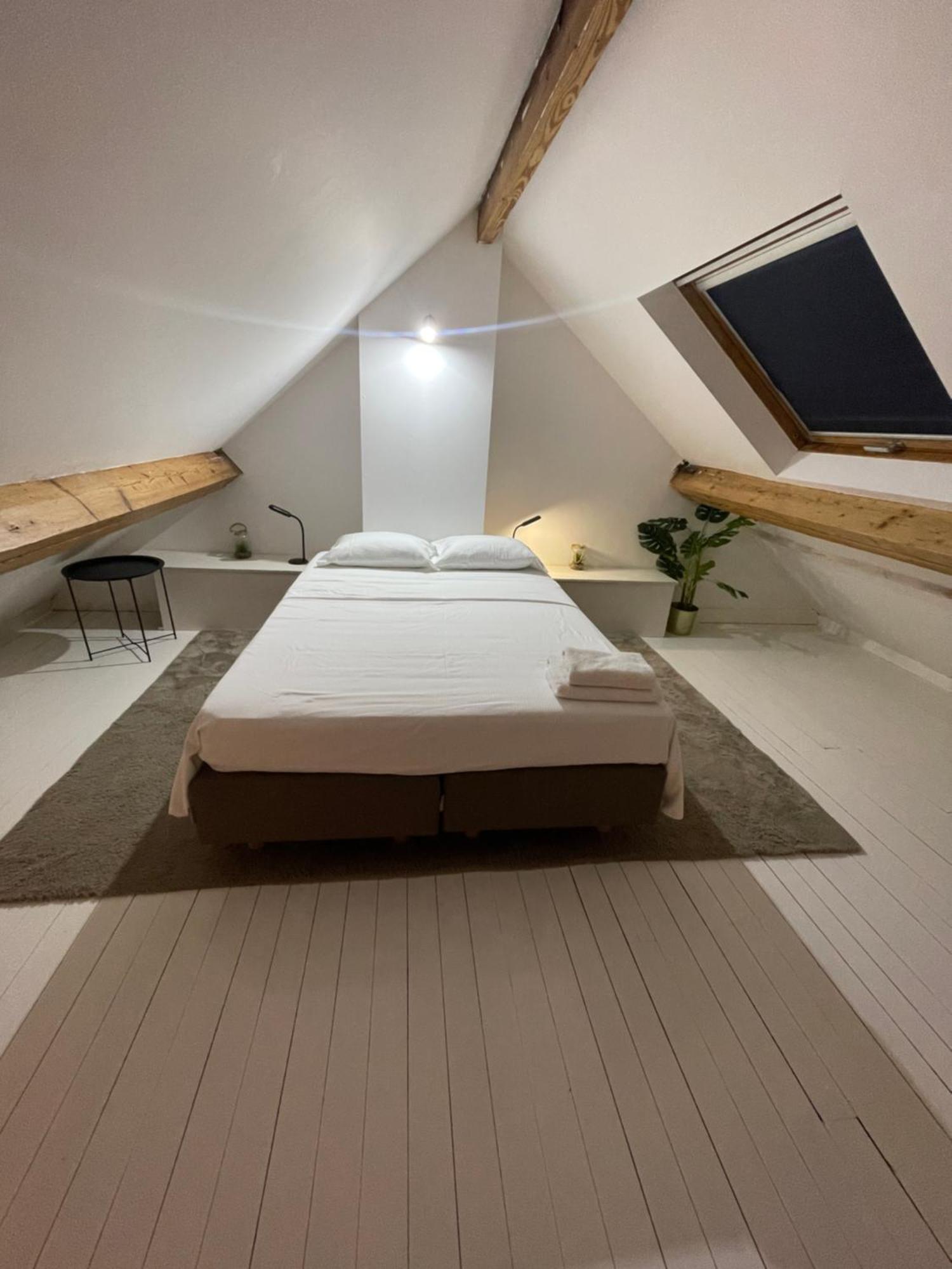 Ferienwohnung Attic European Quarter Brüssel Exterior foto